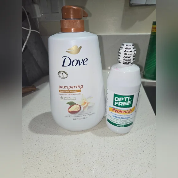Set Of Dove Pampering Body Wash with Opti-Free Solution - Picture 1 of 3